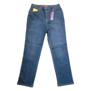 NWT Gloria Vanderbilt Amanda Straight Jeans 6 Short Petite Classic Blue Tapered